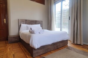 Apartment, 2 Bedrooms, Lake View | Bed sheets - Brassbell Downtown Maspero (Cairo)