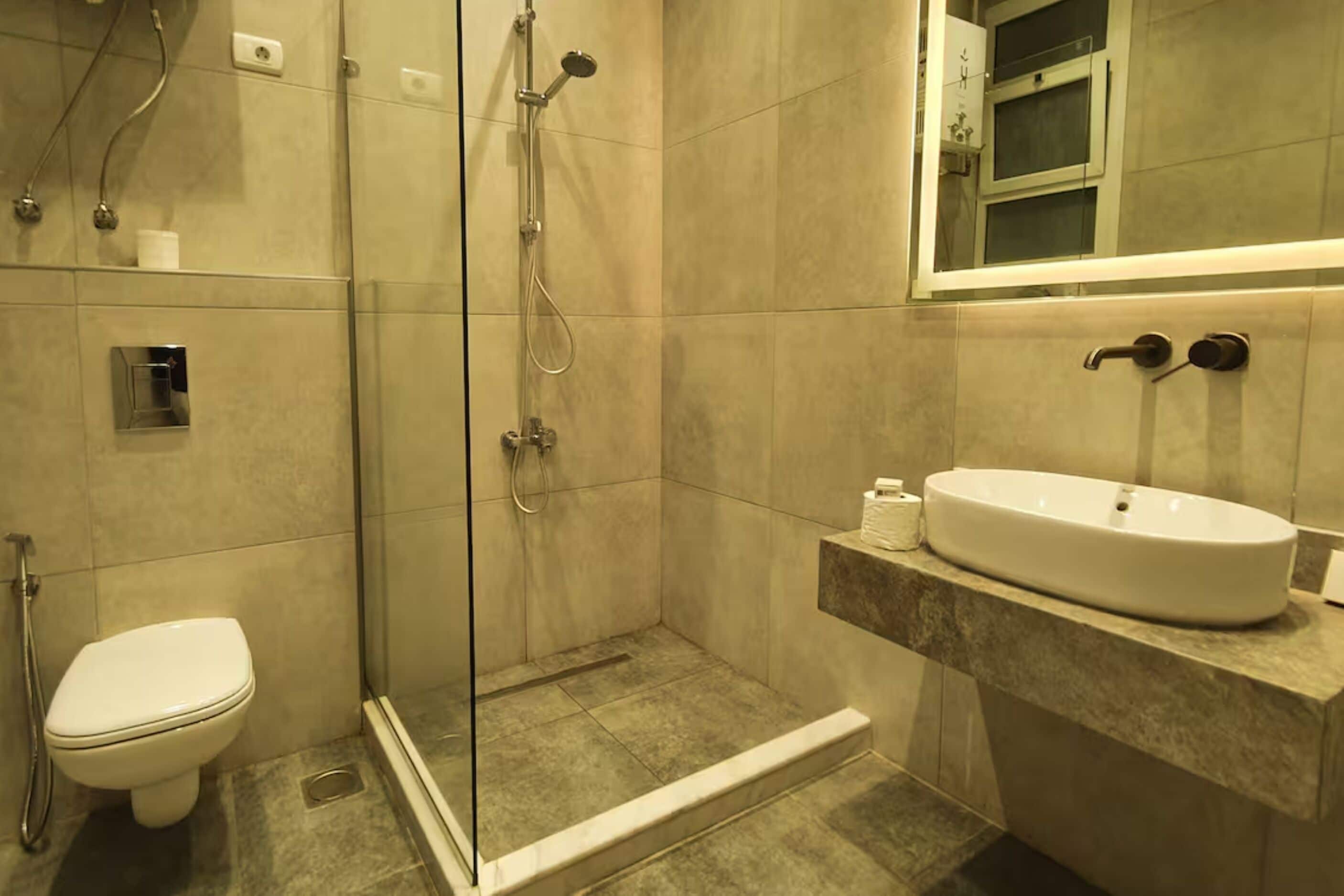 Leilighet, 2 soverom, byutsikt | Bad | Dusj, håndklær, såpe og sjampo