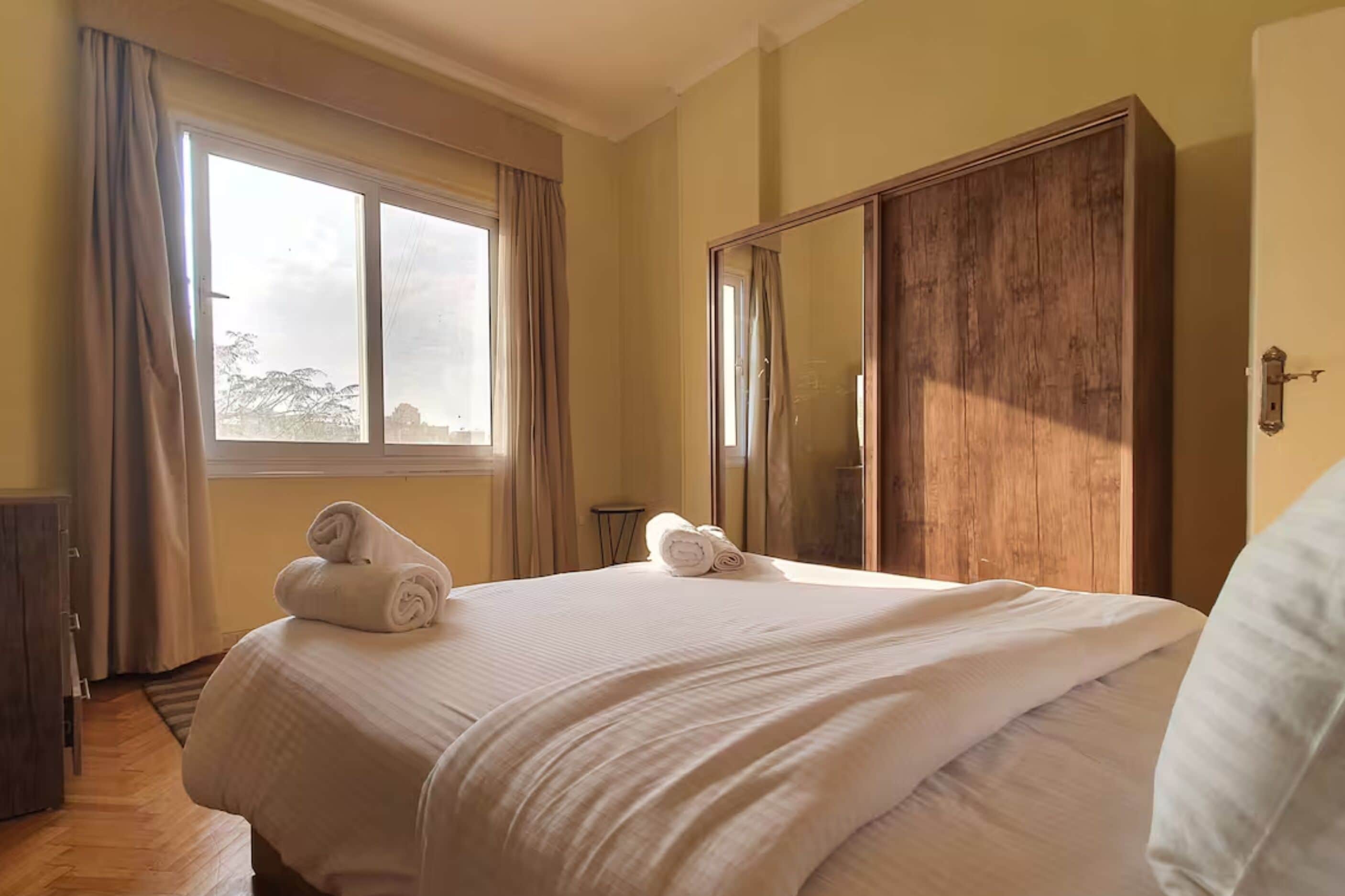 Apartment, 4 Bedrooms, Lake View | Bed sheets