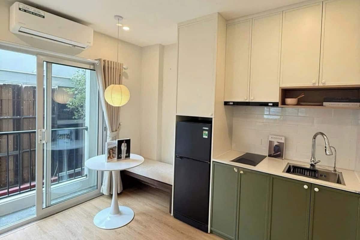 غرفة اقتصادية مزدوجة - بحمام داخل الغرفة | ملاءات من القطن المصري وأغطية فراش متميزة وألحفة محشوة بالريش