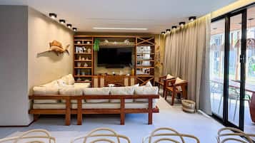 Apartment | Living area