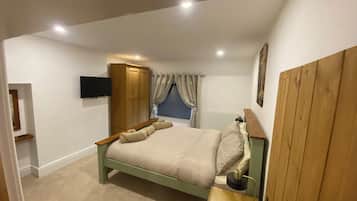 House, 2 Bedrooms, Smoking, Garden View | 2 bedrooms