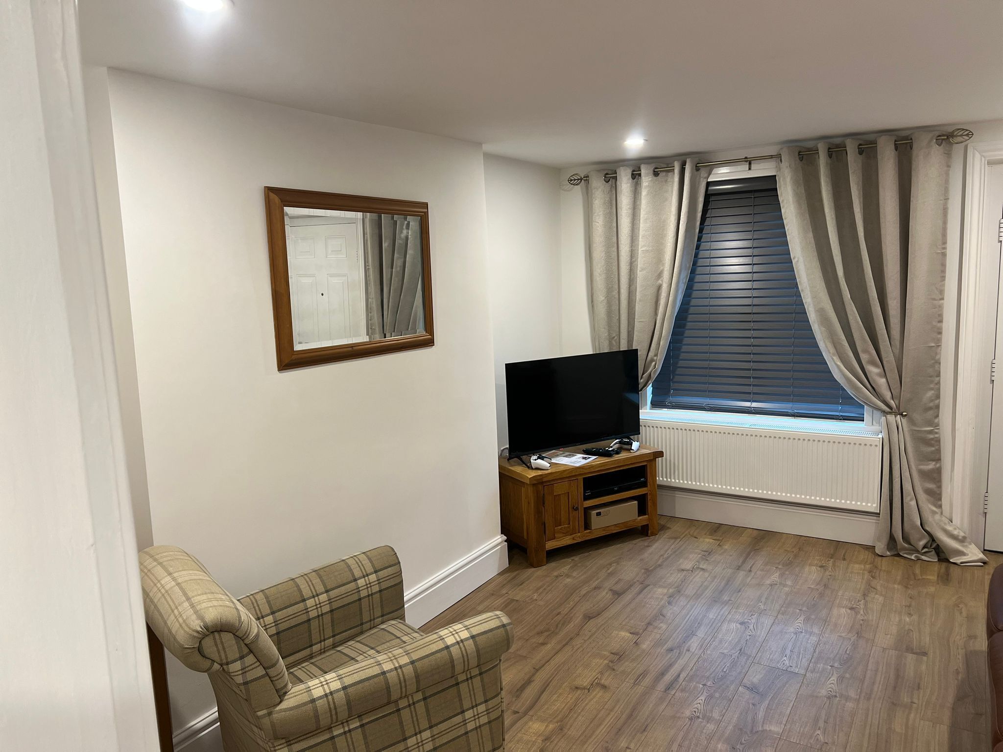 House, 2 Bedrooms, Smoking, Garden View | Living room