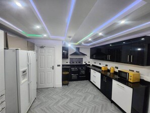 Private kitchen - Room 3 Cottage  White House Manchester (Stretford)