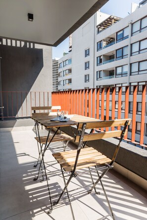 Apartamento estándar, no fumadores, balcón | Terraza o patio