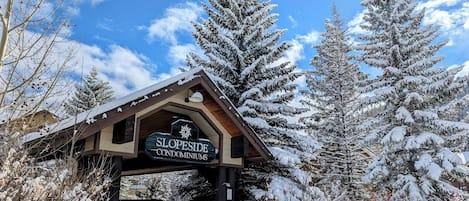 المنشأة من الخارج