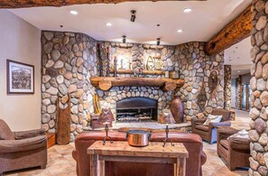 Interior - Slopeside Escape at Crested Butte 314 (Crested Butte)