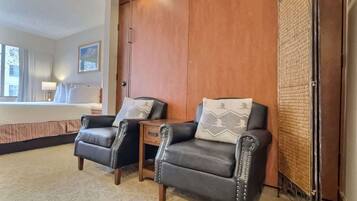 1 soverom, strykejern/-brett, wi-fi og sengetøy