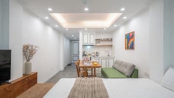 Frette Italian sheets, premium bedding, down duvets, memory-foam beds