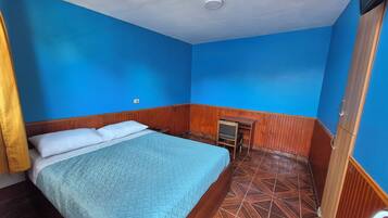 Deluxe Double Room, 1 Queen Bed | Desk, laptop workspace, free WiFi, bed sheets