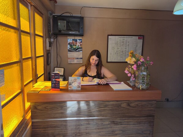 Reception - Illariy Wasi Hostal (Arica)