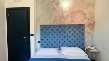 Deluxe-Doppel- oder -Zweibettzimmer