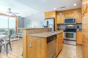 Coffee/tea maker, fridge, microwave, oven - Summer & July 4th Savings at Beachside Colony Tybee's ONLY Oceanfront Resort 2/2 (Tybee Island)