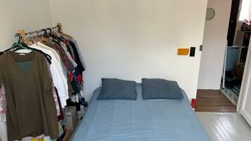 1 chambre, fer et planche Ă repasser, accĂšs Internet, draps fournis