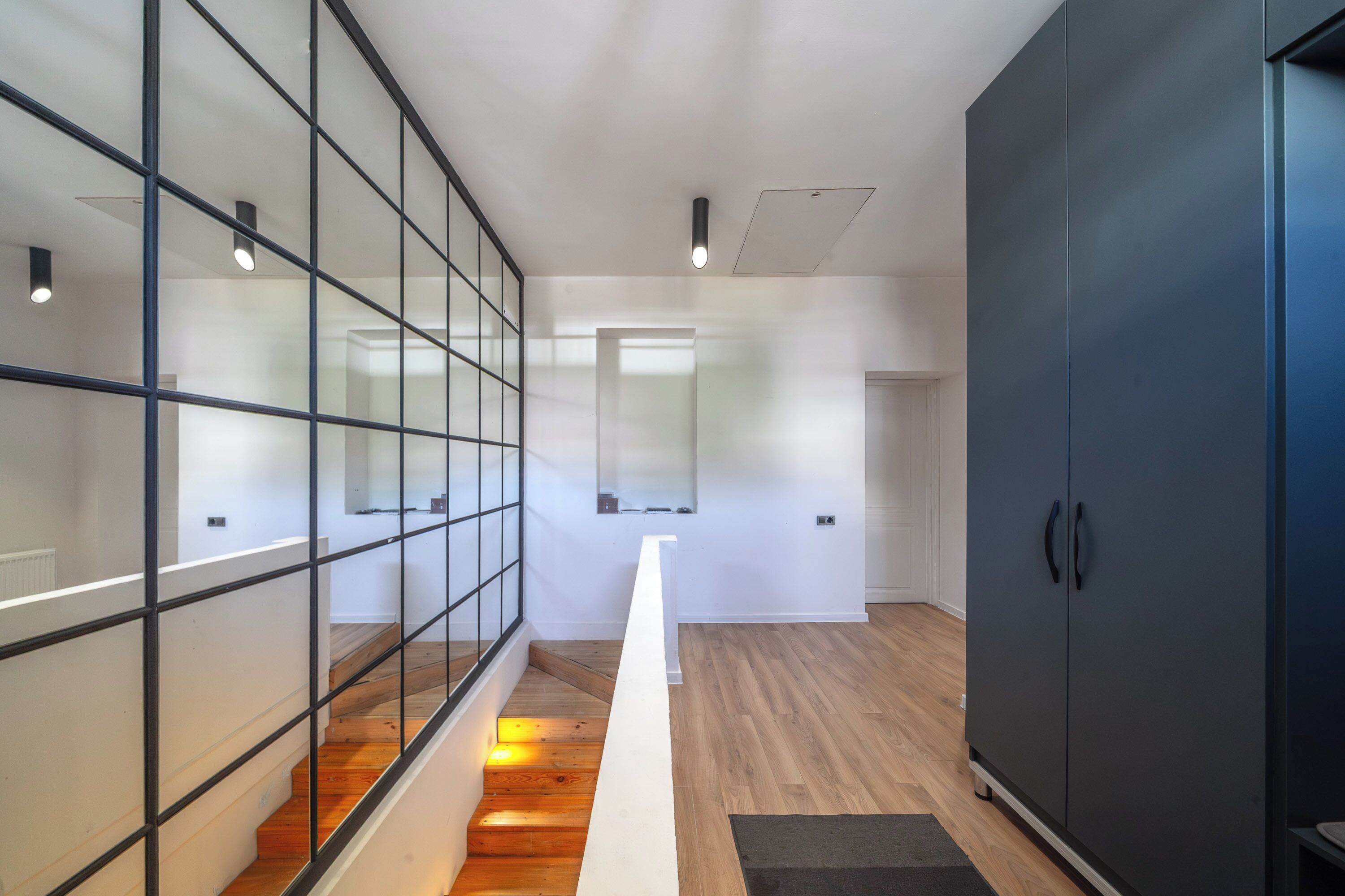 Rideaux occultants, fer et planche à repasser, Wi-Fi gratuit