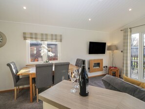 Dining - Bluebell Lodge (Carnforth)