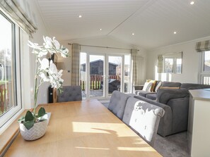 Interior - Bluebell Lodge (Carnforth)