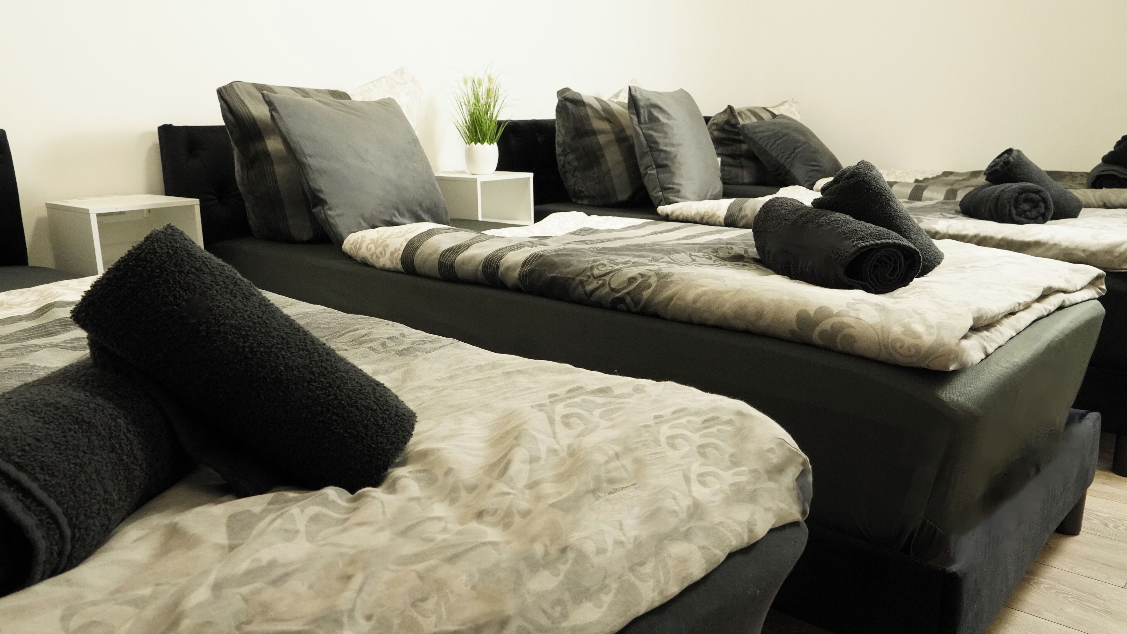 1 Schlafzimmer, Bügeleisen/Bügelbrett, kostenloses WLAN, Bettwäsche