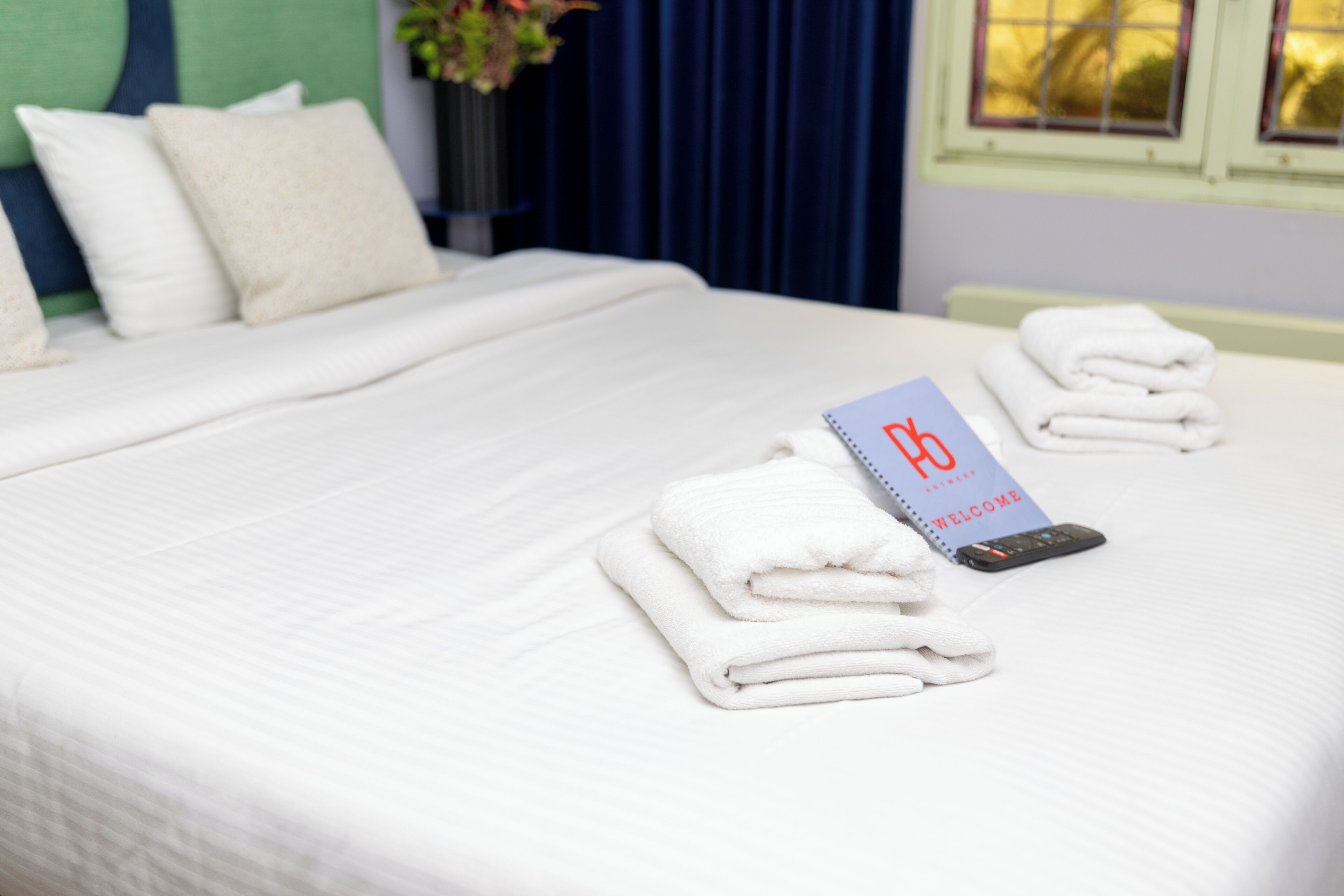 Standard-Doppelzimmer, Stadtblick | Zimmersafe, kostenloses WLAN