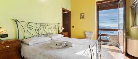 2 室のベッドルーム、WiFi、ベッドシーツ