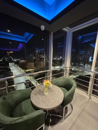 Restaurant. HOTEL ZANIAH