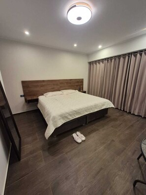 Junior Suite | In-room safe, blackout curtains, free WiFi