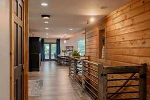 Interior - Compass Retreat for large groups (Buchanan)