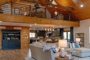 TV, fireplace, offices