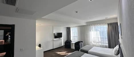 Twin Room | Desk, laptop workspace, iron/ironing board