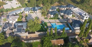 المنشأة من الخارج