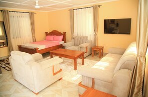 3 عدّة غرف نوم وخدمة الإنترنت