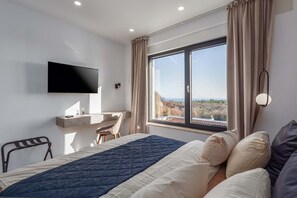 4 Schlafzimmer, Bügeleisen/Bügelbrett, WLAN, Bettwäsche