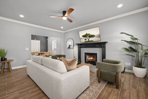 Televisión, chimenea, oficina