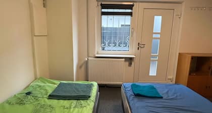 Apartment im Hotel 'Menzel 5' mit Bergblick, Gemeinschaftsterrasse und WLAN