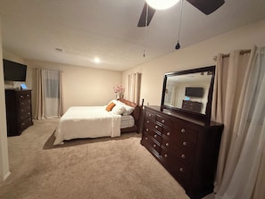 3 bedrooms, free WiFi, bed sheets