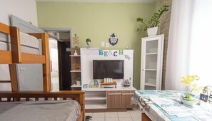 1 soveværelse, strygejern/strygebræt, Wi-Fi