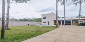 Exterior - Casa em Caldas Novas com Piscina Aquecida e Lago (Caldas Novas)