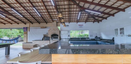 Casa em Caldas Novas com Piscina Aquecida e Lago