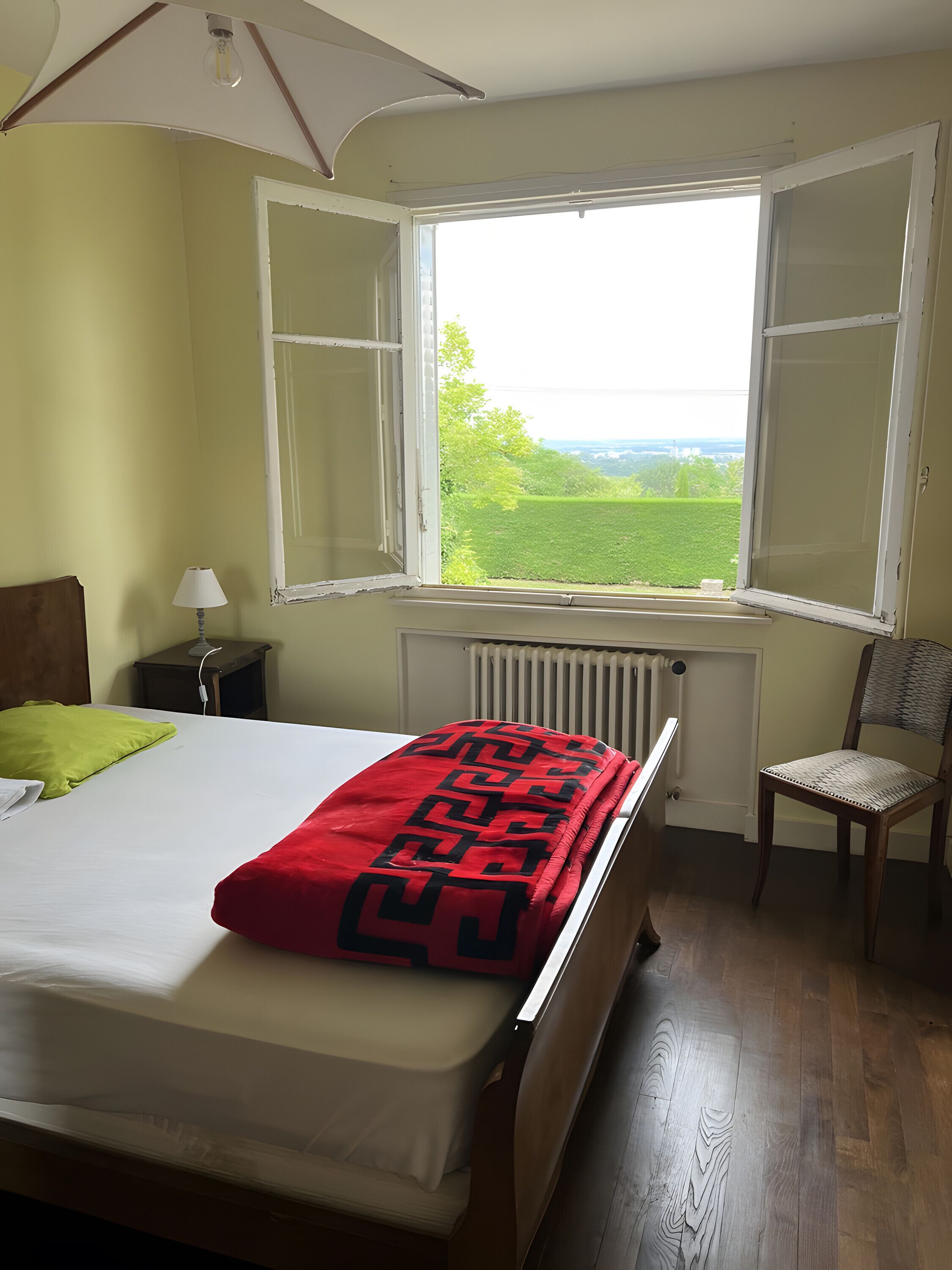 4 Schlafzimmer, Bügeleisen/Bügelbrett, WLAN