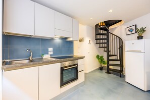 Apartment (1 Bedroom) | Interior - Art Apartment by Napoliapartments (Naples)