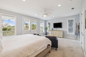 3 bedrooms, iron/ironing board, WiFi, bed sheets - Pet-Friendly Updated Home in Great Location | Steps to Lagoon Pool | Beach Tram (Seacrest Beach)