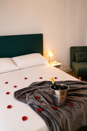 2 chambres, fer et planche à repasser, Wi-Fi, literie fournie