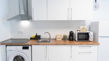 大冰箱、微波炉、炉灶、茶具/咖啡用具