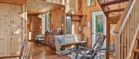 TV, fireplace, DVD player, offices