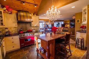 House, Multiple Beds (Jungle Book) | Private kitchen - Jungle Book (Killington)