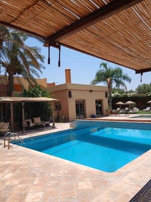 Indoor pool - villa 10 chambres 26 couchages (Marrakesh)