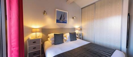 Apartment, Balcony, Mountain View