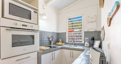 CASA LYDIE - ÉVASION CRÉOLE AVEC PISCINE