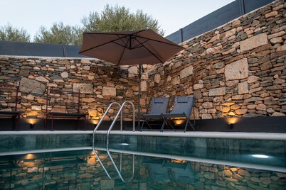 Country House 'Villa Jerusalém' with Mountain View, Wi-Fi & Air Conditioning