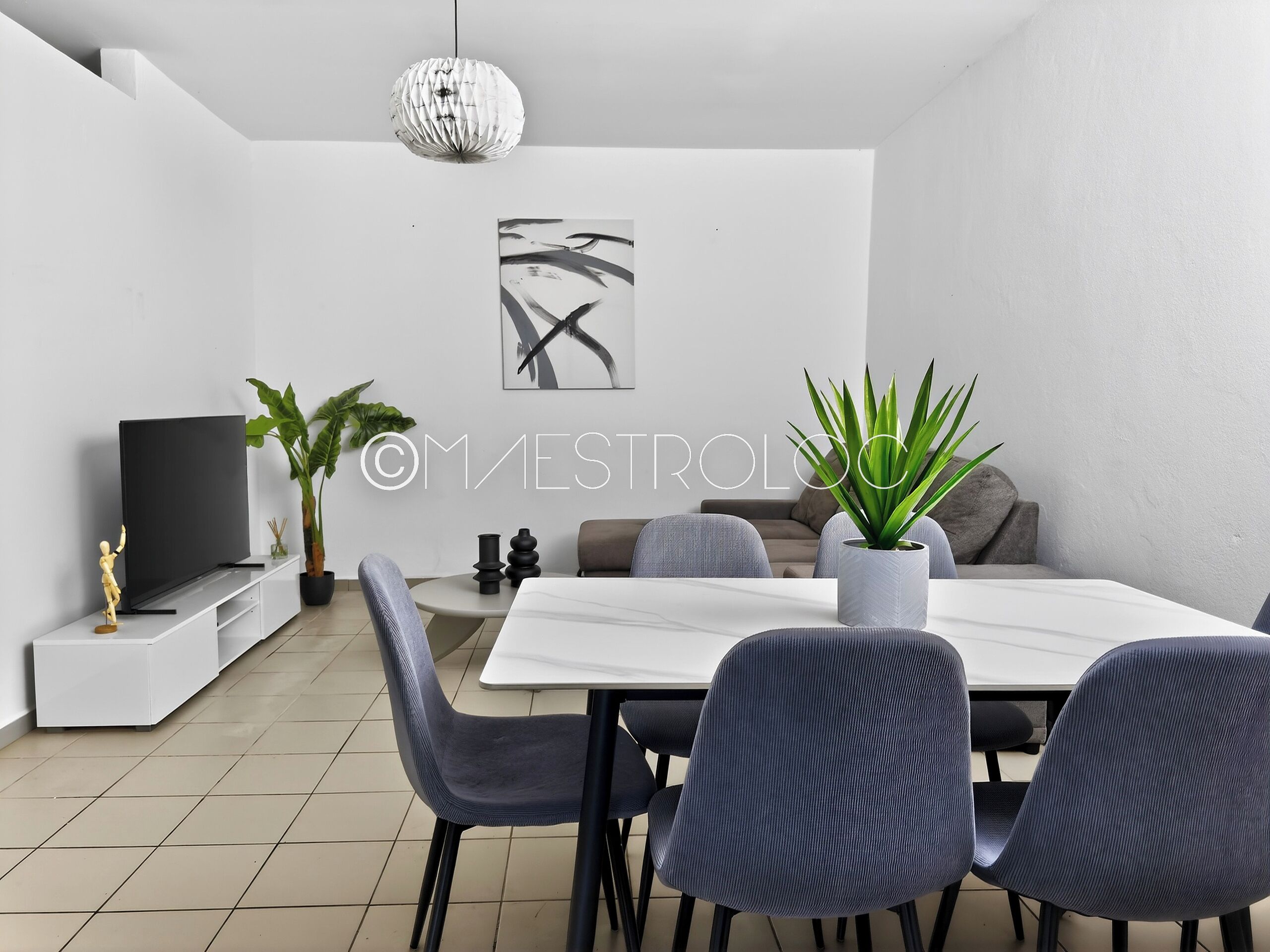 Family House | Living area